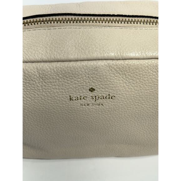 Kate Spade "Mindy" Crossbody Bag Cream / Oatmeal Colored Pebbled Leather - Picture 4 of 9